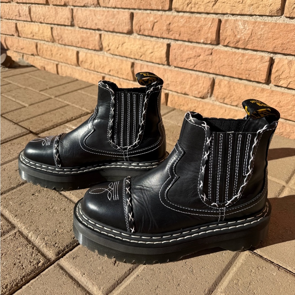 Dr. Martens 2976 Gothic Americana Chelsea Boots